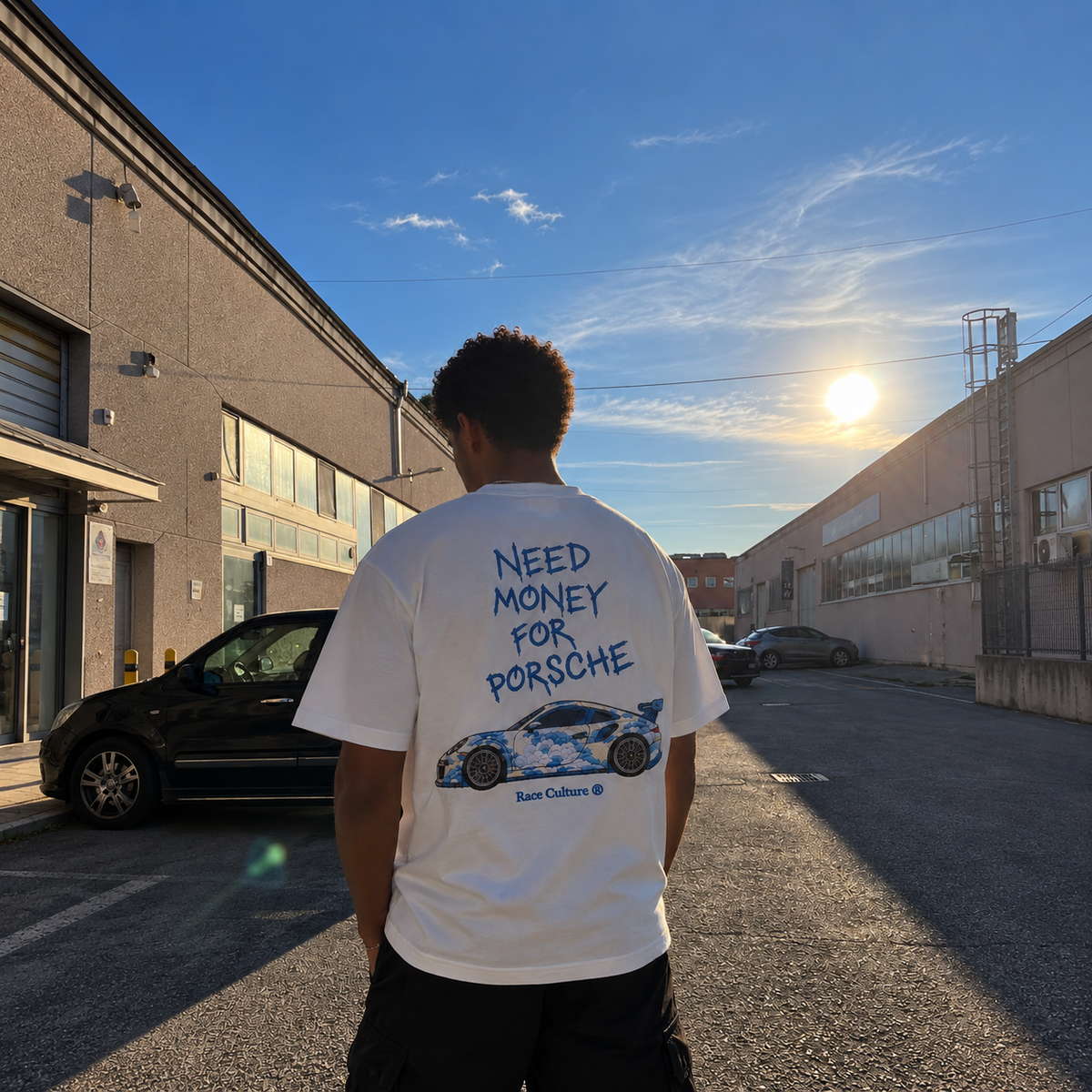 T-shirt Need Money For Porsche Bianca
